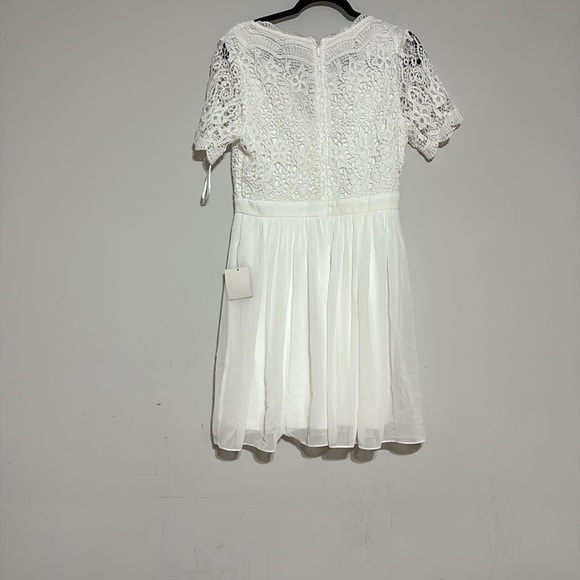 Lulu's White Lace Dress - Picture 6 of 15